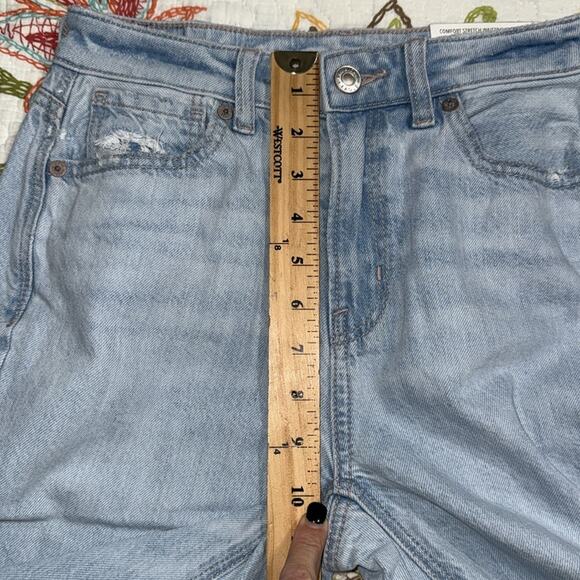 American Eagle regular 24W size 00 comfort stretch waistband sea salt mom jeans - Picture 4 of 13